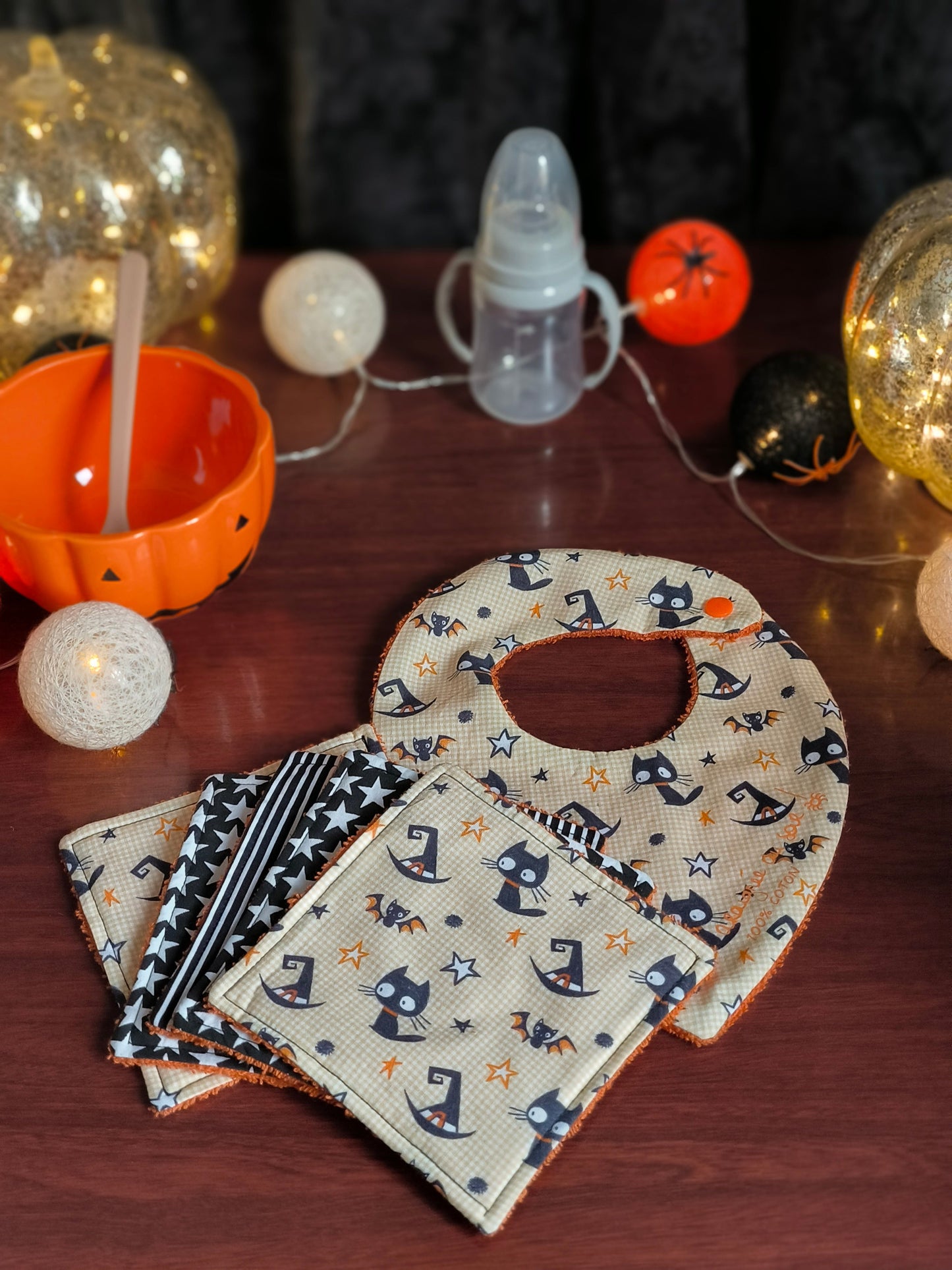 Duo bavoir et lingettes lavables - petits chats sorciers