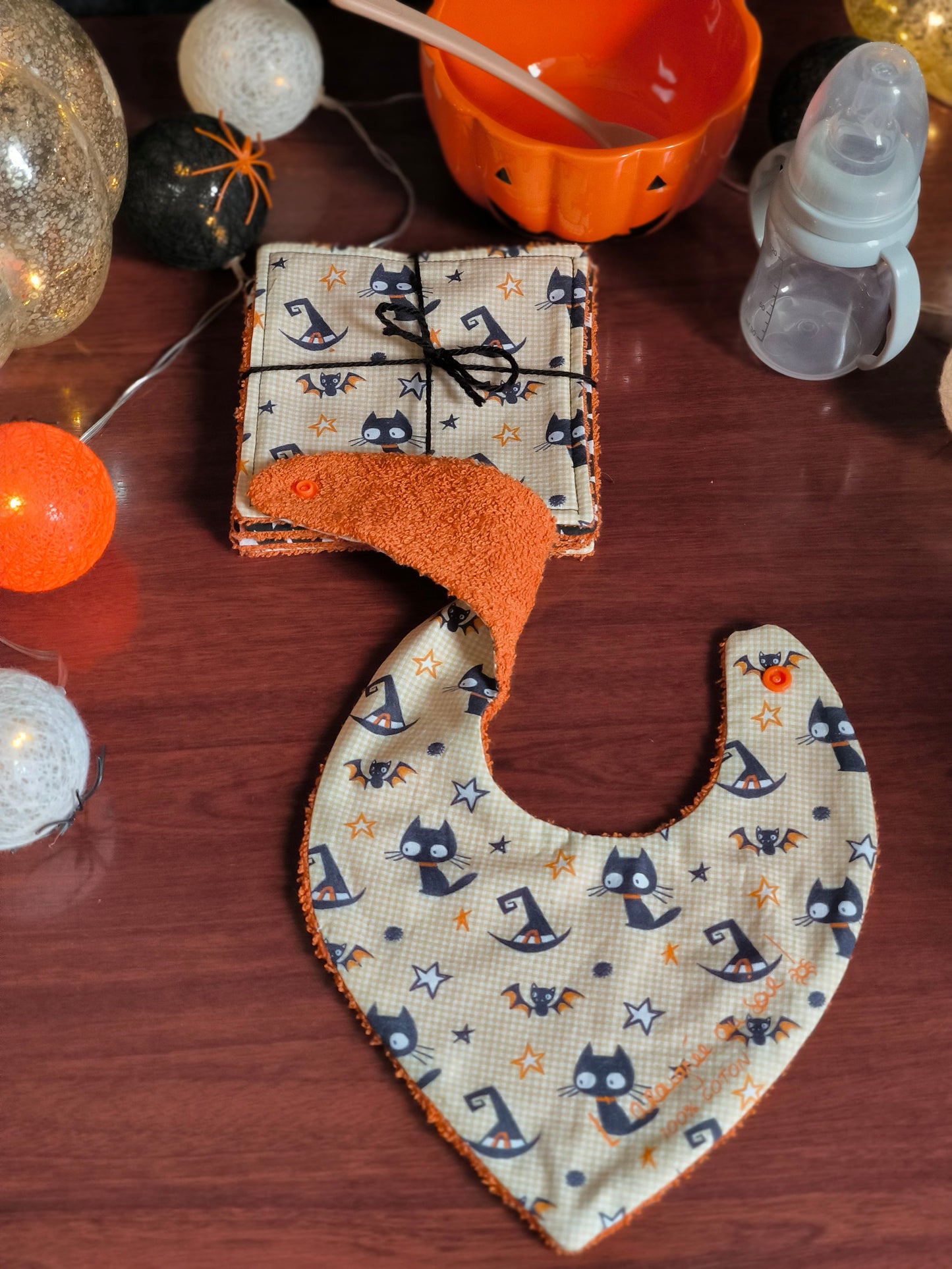 Duo bavoir et lingettes lavables - petits chats sorciers