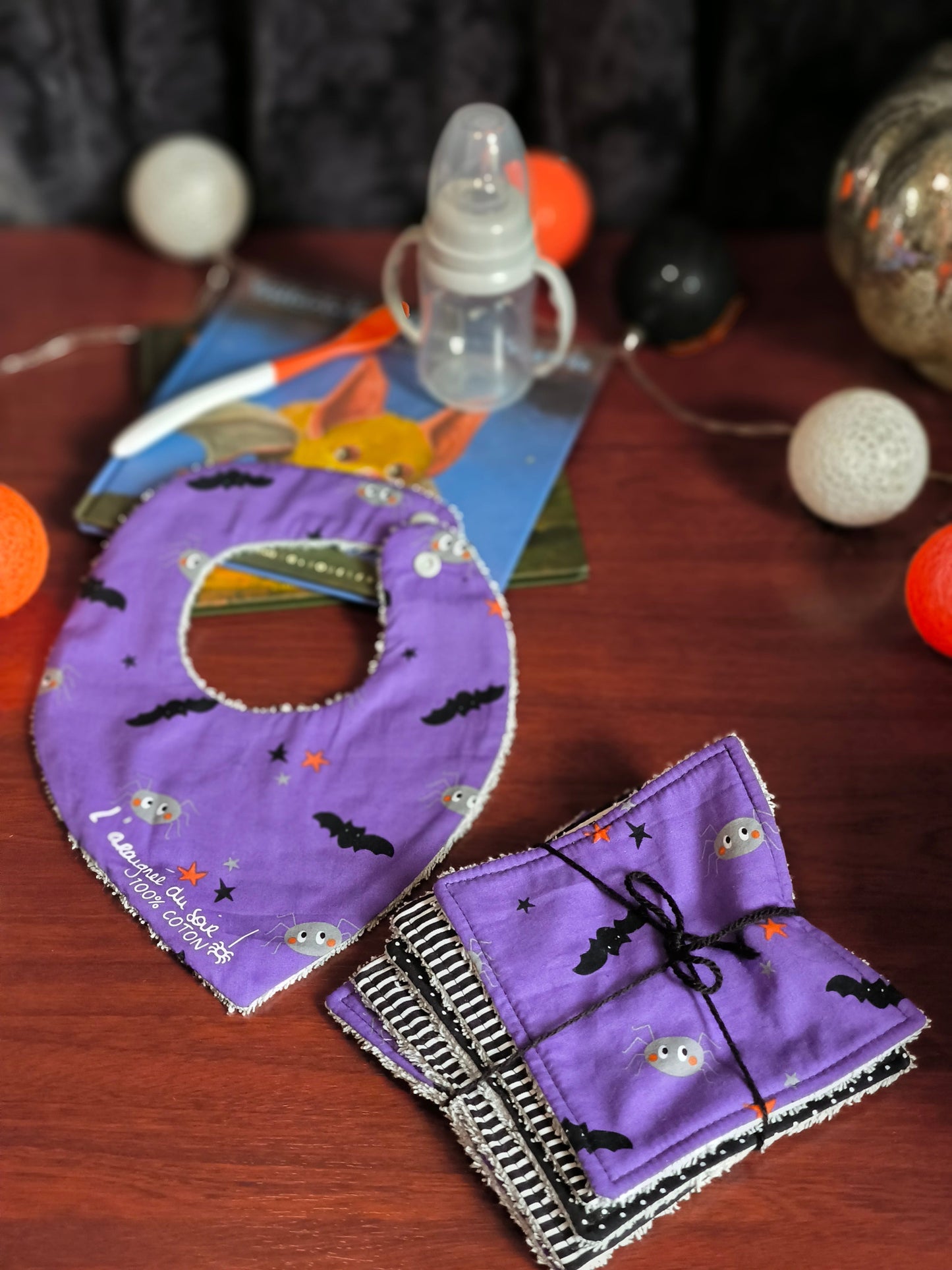 Duo bavoir et lingettes lavables - Petites araignées en violet