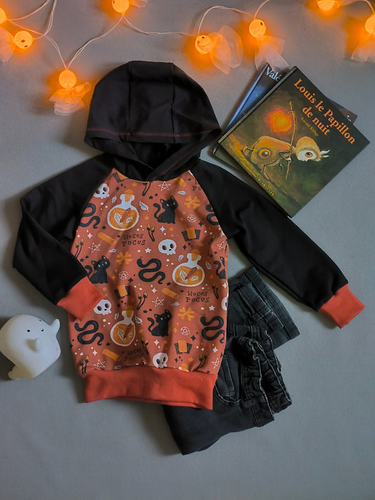 Sweat enfant - Crânes et magie d'Halloween T.2ans/92 cm