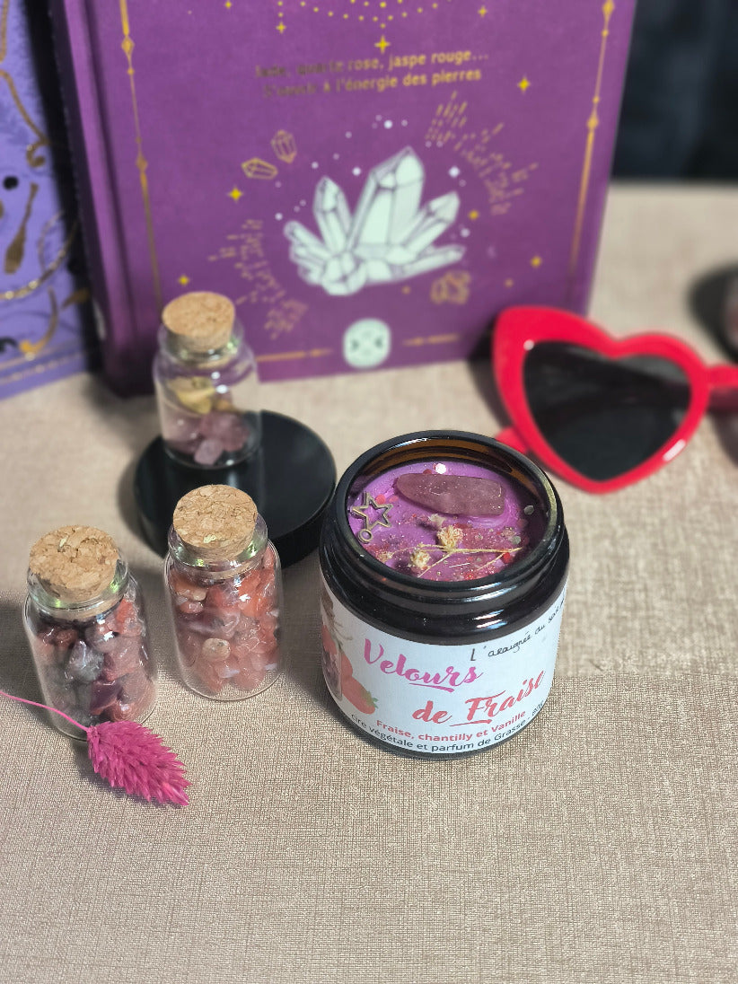 Bougie parfumée Velours de Fraise - Edition pot ambré, printanier et gourmand