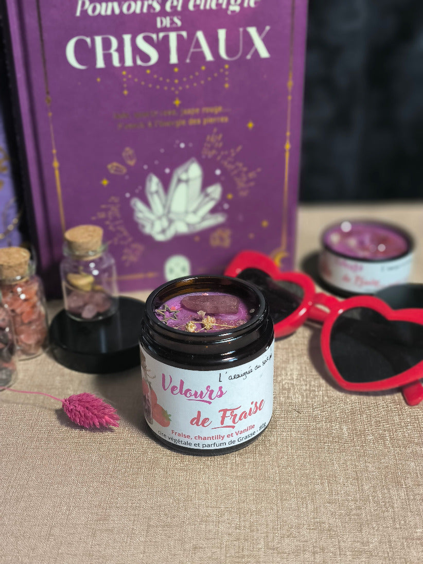 Bougie parfumée Velours de Fraise - Edition pot ambré, printanier et gourmand