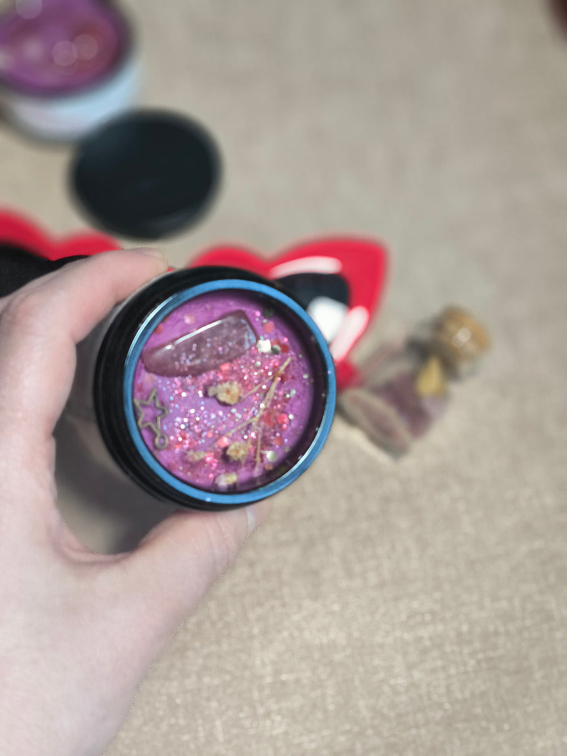 Bougie parfumée Velours de Fraise - Edition pot ambré, printanier et gourmand