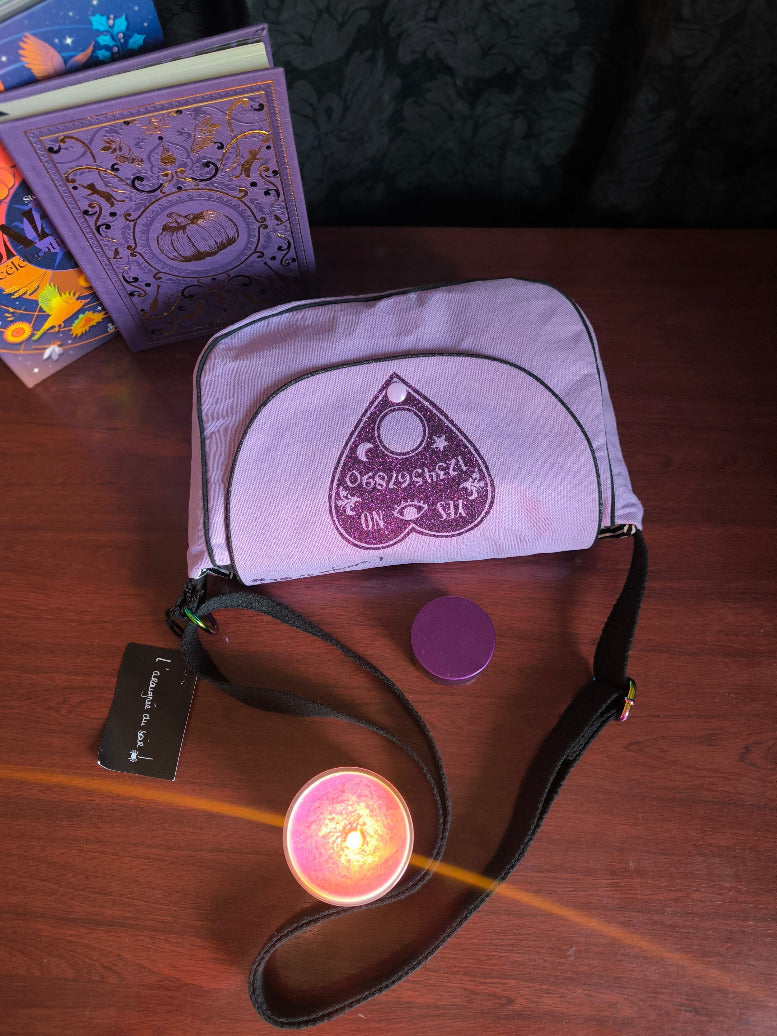 Sac besace Ouija violet – Sac sorcière pailleté – Pièce unique