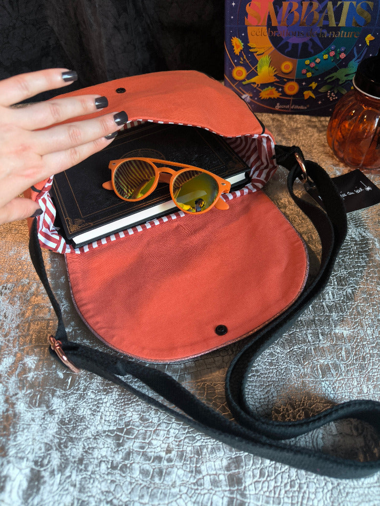 Sac besace Papillons de nuit – Pièce unique