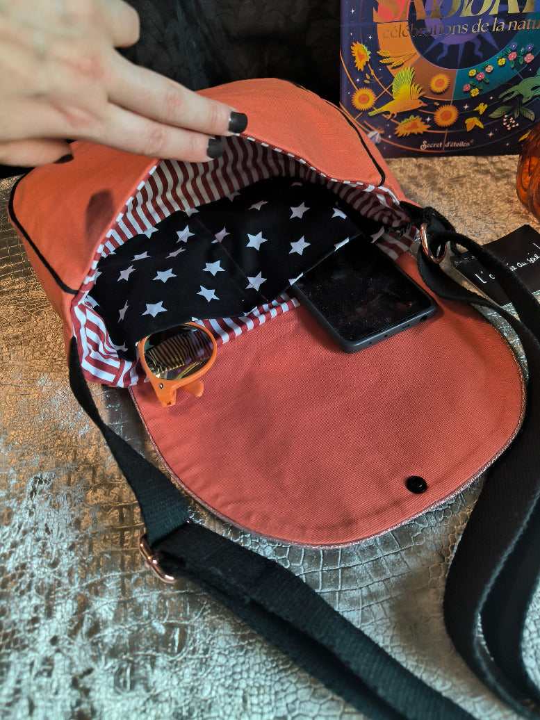 Sac besace Papillons de nuit – Pièce unique
