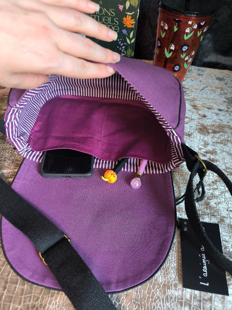 Sac besace Halloween violet & cupcakes – Pièce unique (Copie)