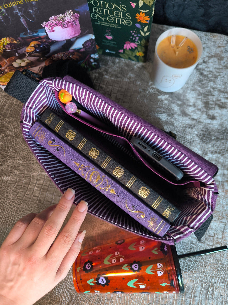 Sac besace Halloween violet & cupcakes – Pièce unique (Copie)