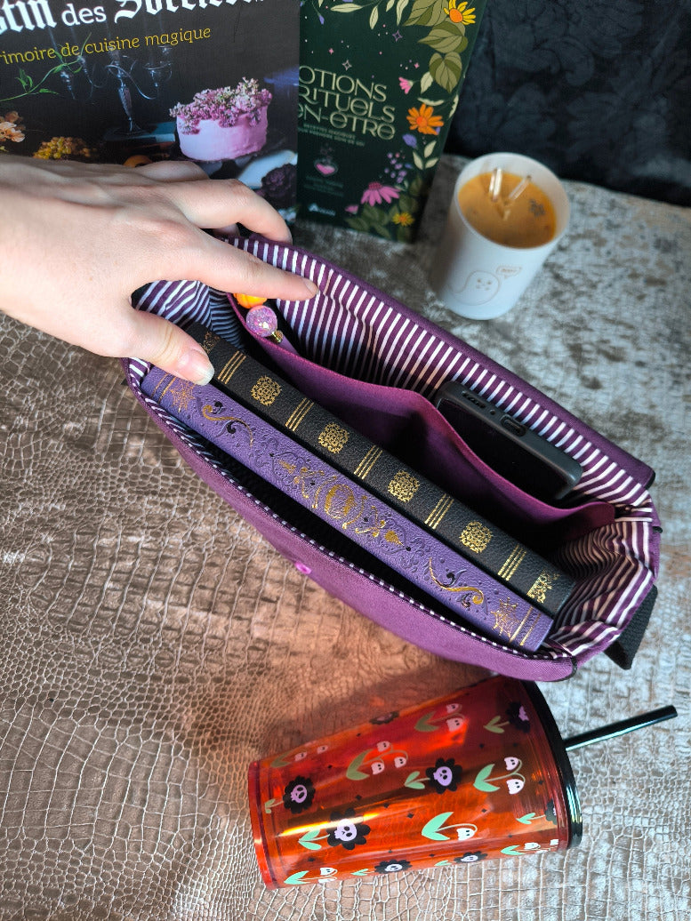 Sac besace Halloween violet & cupcakes – Pièce unique (Copie)