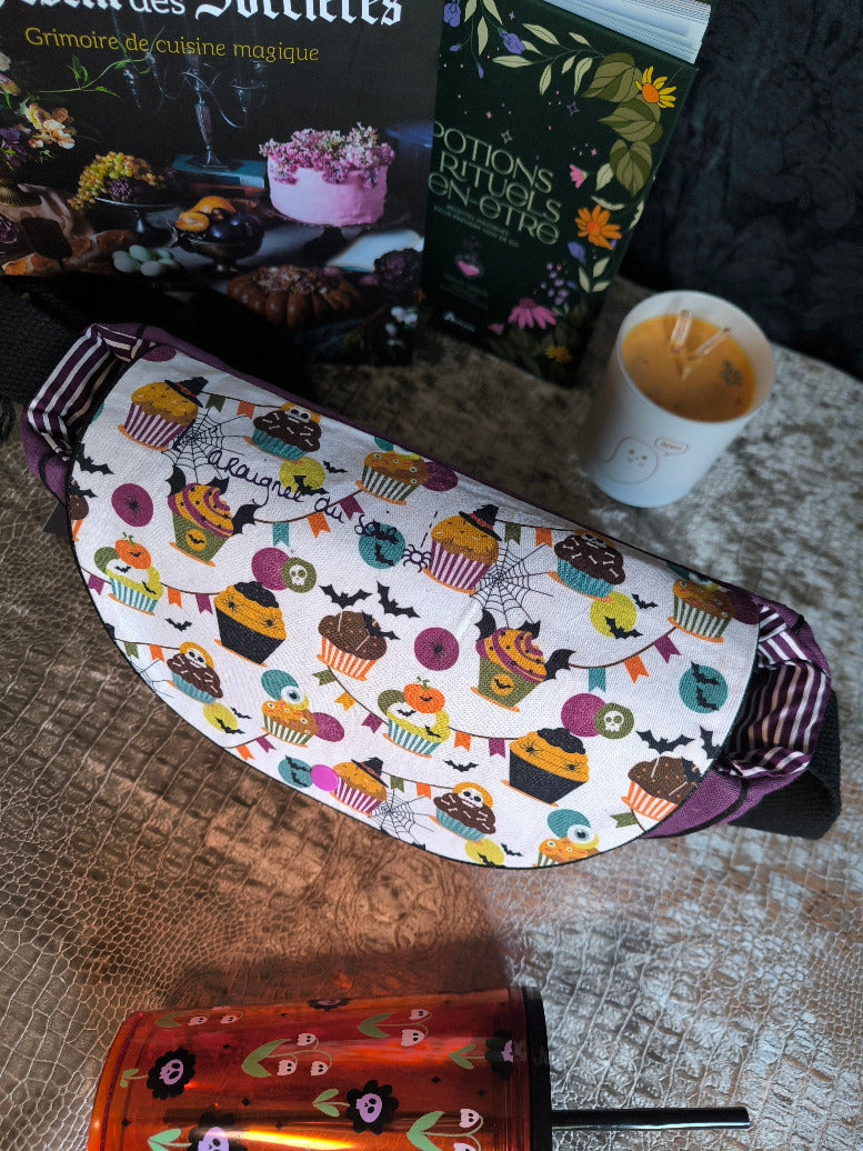 Sac besace Halloween violet & cupcakes – Pièce unique (Copie)