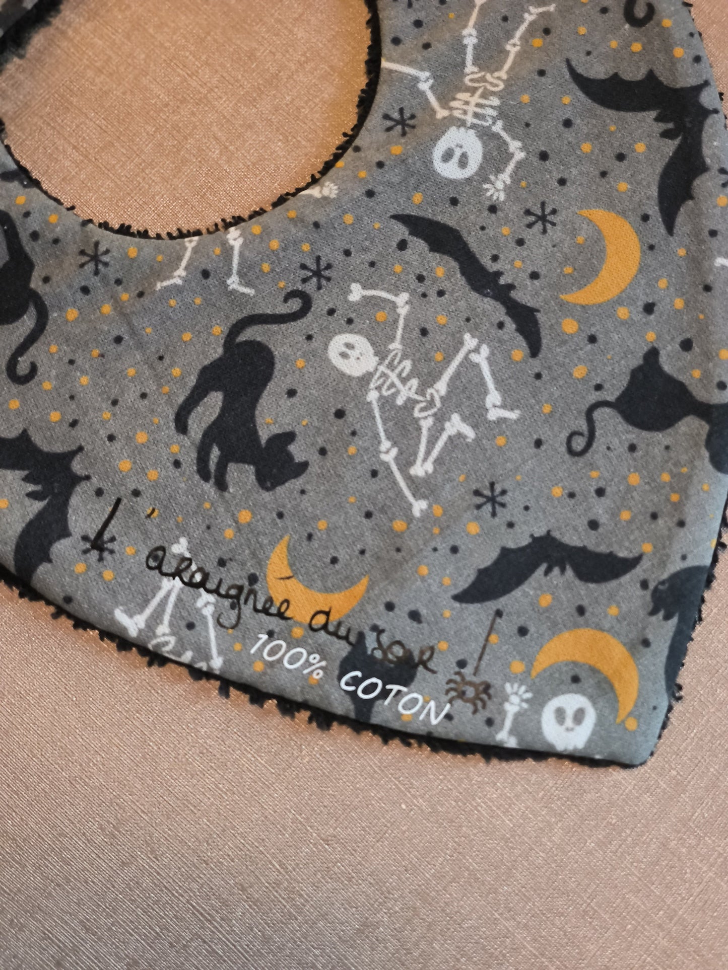 Bavoir bébé "Nuit grise et mystique"