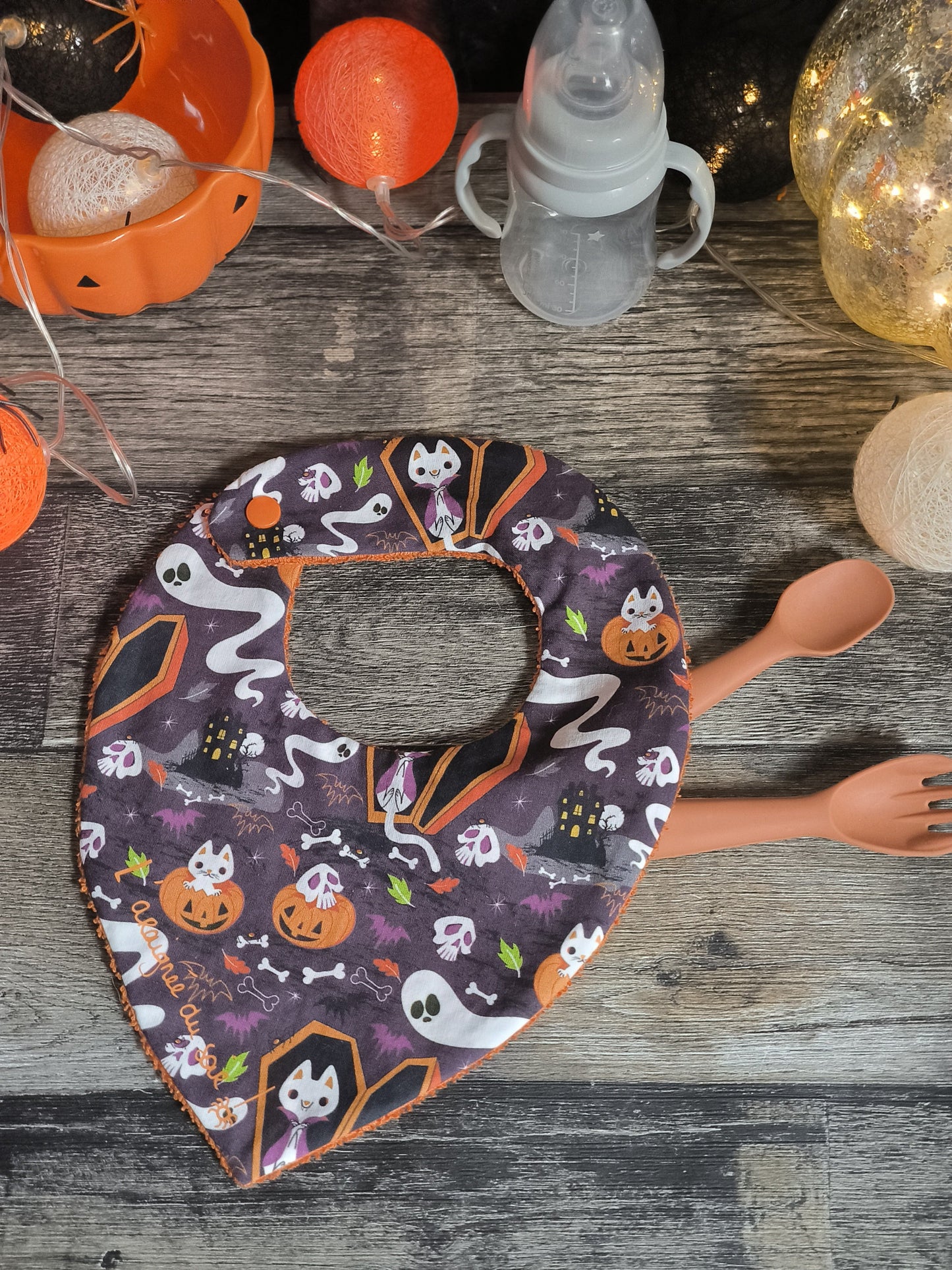 Bavoir bandana "Halloween Fantôme & Citrouilles"